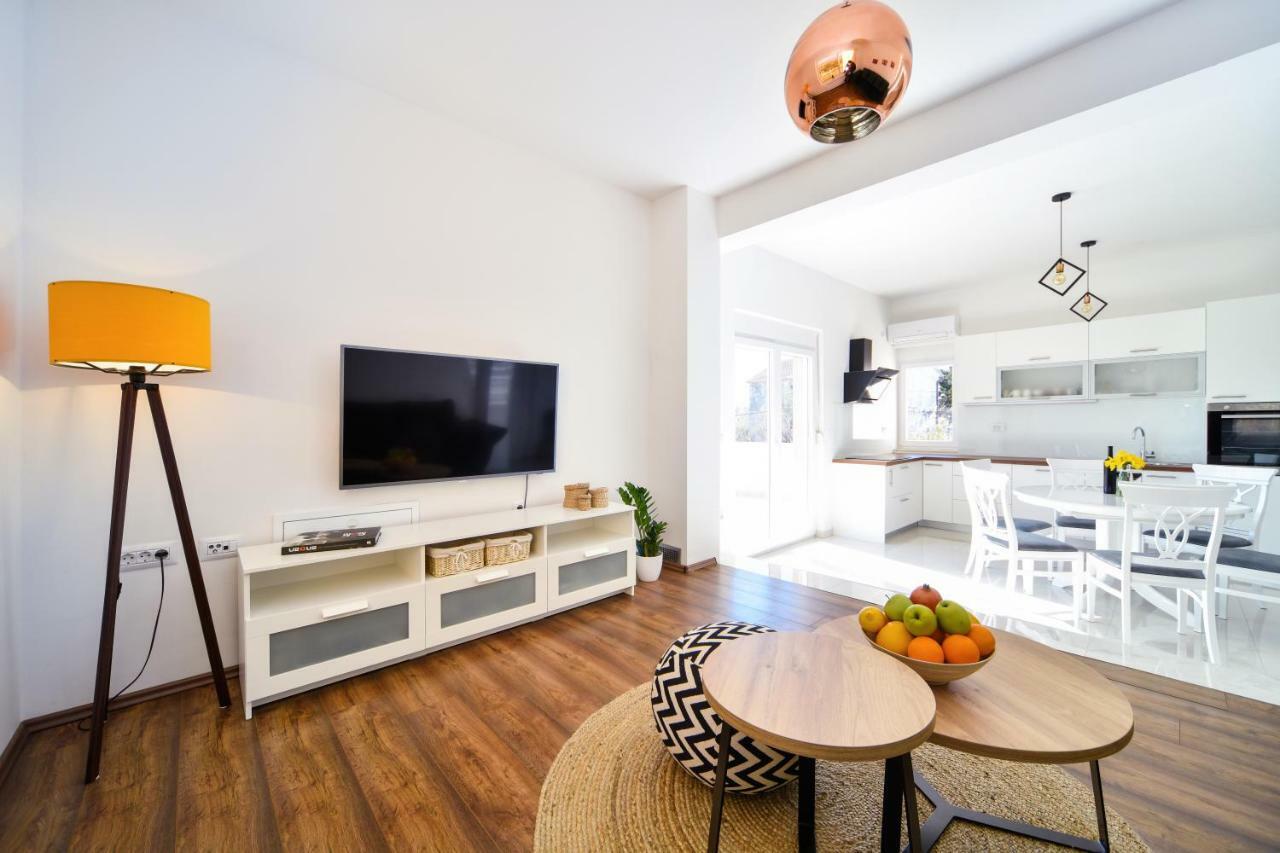 Apartman SPACE Razanac Bagian luar foto
